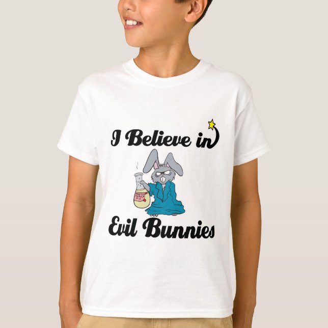 Camiseta eu acredito em coelhinhos maus (Frente)