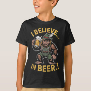 Camiseta Eu Acredito Na Piada Do Pé Grande Da Cerveja