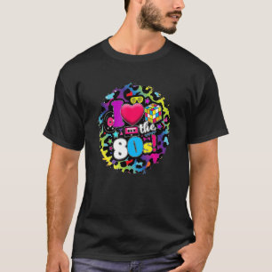 Camiseta Eu adoro a festa da imagem de cores do coração dos