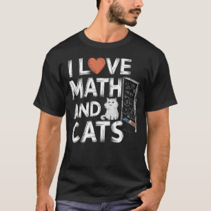 Camiseta Eu Adoro Matemática E Gatos Engraçados No Ensino D
