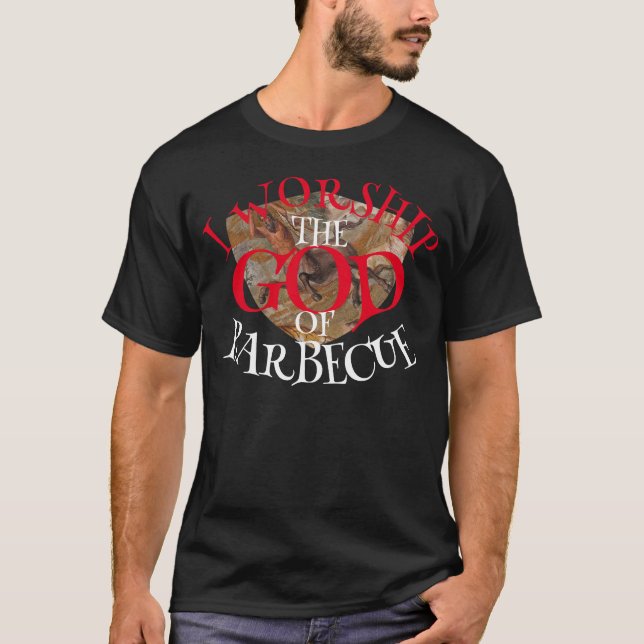 CAMISETA EU ADORO O DEUS DO CHURRASCO (Frente)