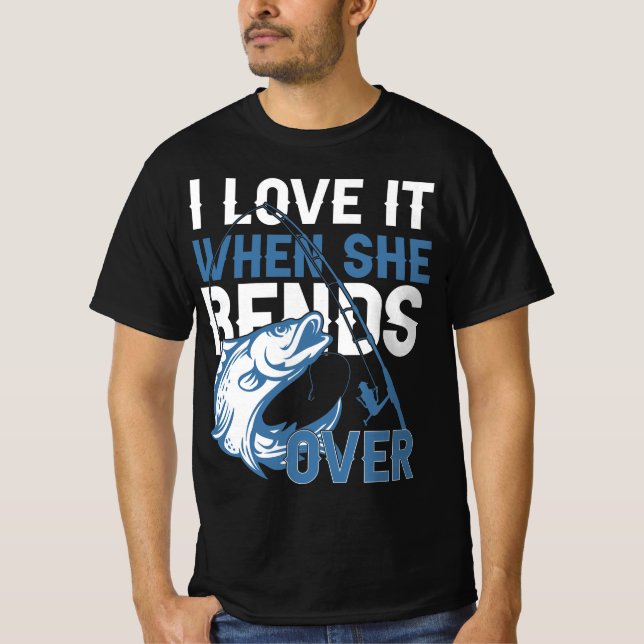 Camiseta Eu Adoro Quando Ela Se Aproxima (Frente)