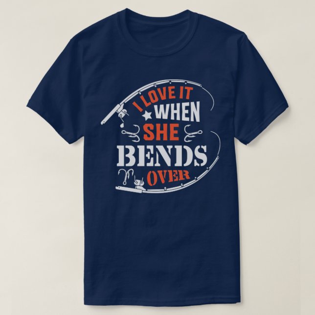 Camiseta Eu Adoro Quando Ela Se Aproxima De Mais De 35 (Frente do Design)