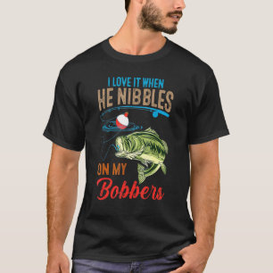 Camiseta Eu Adoro Quando Ele Morde Meus Flutuadores  Peixe-