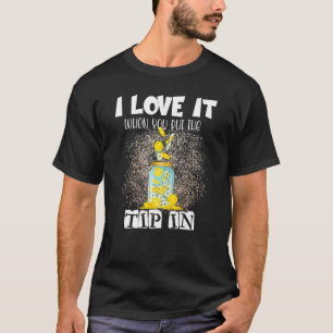 Camiseta Eu Adoro Quando Você Coloca A Ponta No Barman Sayi