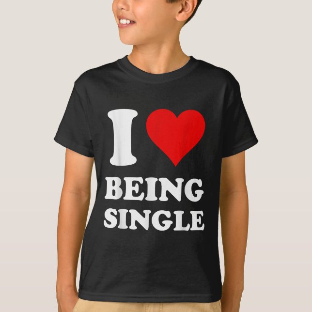 Camiseta Eu Adoro Ser Solteiro (Frente)