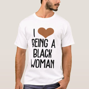 Camiseta Eu adoro ser uma mulher negra Coração Marrom