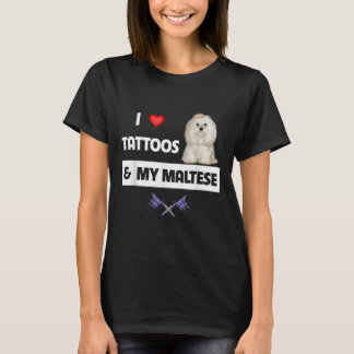 Camiseta Eu Adoro Tatuagens E Meu Cachorro Maltipoo Pai Mãe