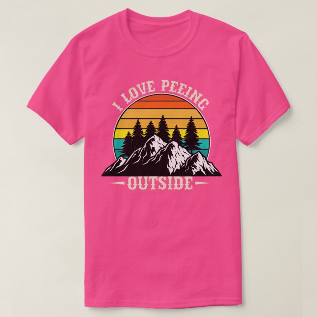 Camiseta Eu Adoro urinar lá fora (Frente do Design)