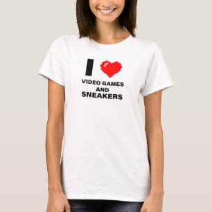Camiseta Eu adoro videos games e tênis
