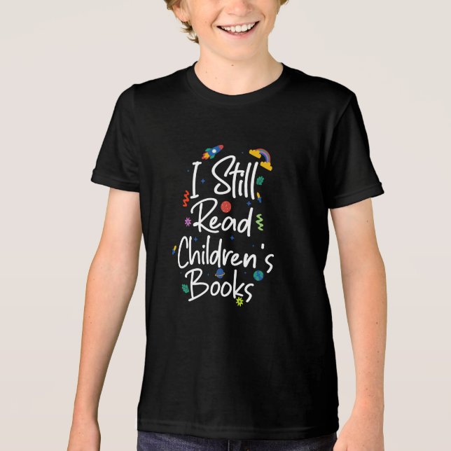 Camiseta Eu Ainda Li Livros Para Crianças (Frente)