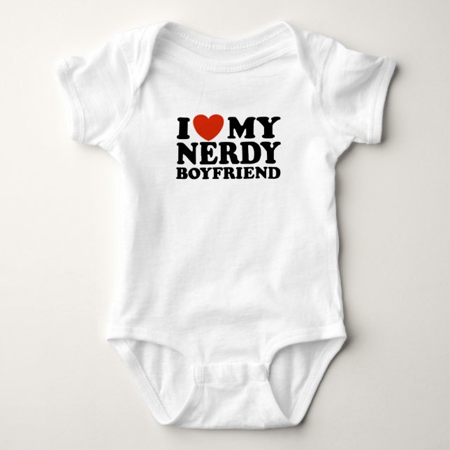 Camiseta Eu Amo A Minha Namorado Nerdy (Frente)