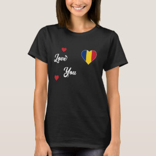 Camiseta Eu amo a Romênia com bandeira romena em um coração
