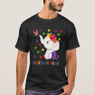 Camiseta Eu Amo Alguém Com Consciência Autismo