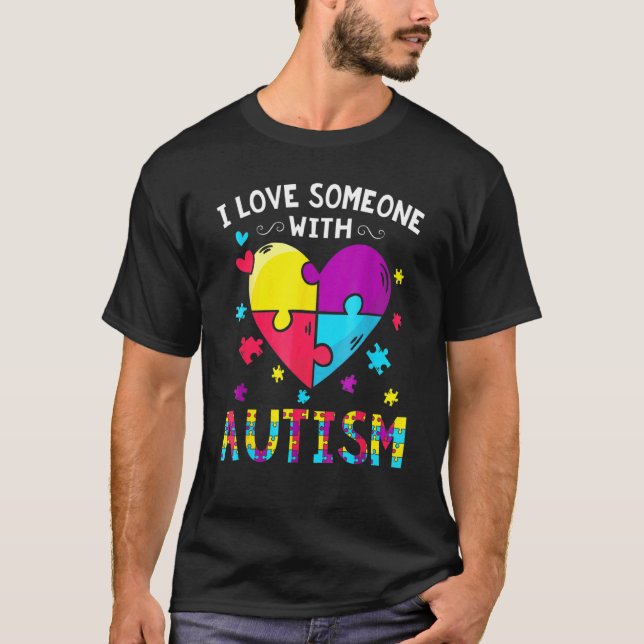 Camiseta Eu Amo Alguém Com Coração de Conscientização do Au (Frente)