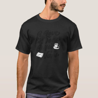 Camiseta Eu Amo Cachorros Café e Sonecas Presente Divertido