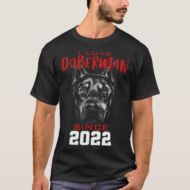 Camiseta Eu amo doberman desde 2022 (Frente)