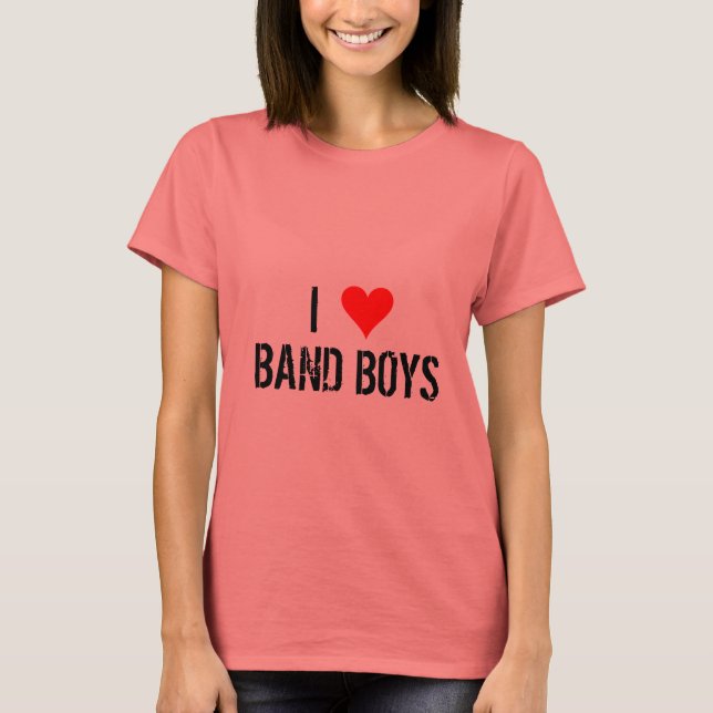 CAMISETA EU AMO GAROTOS BANDAS (Frente)