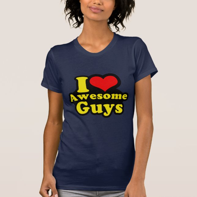 Camiseta Eu amo meninos impressionantes (Frente)