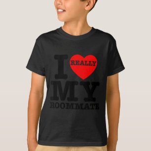 Camiseta Eu Amo Meu Colega de Quarto Coração Presentes Dive