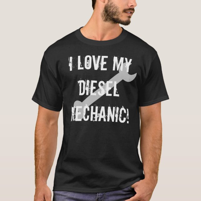Camiseta Eu amo meu mecânico diesel, escuro (Frente)