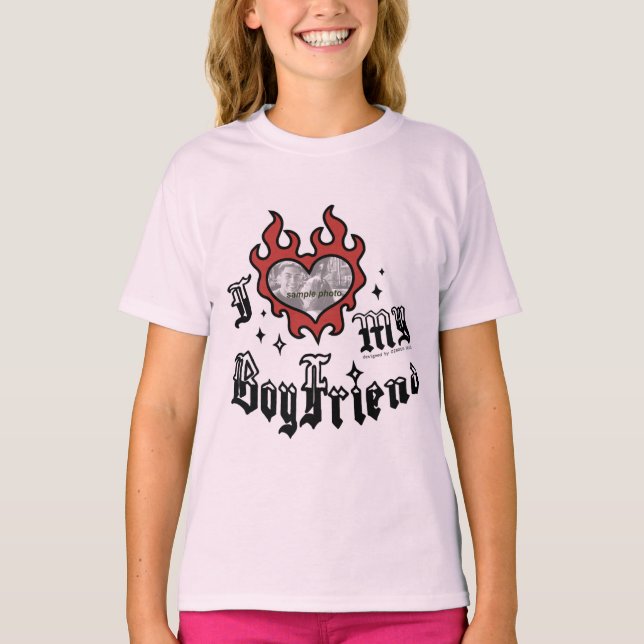 Camiseta Eu Amo Meu Namorado - Vermelho - DingusDesign  (Frente)