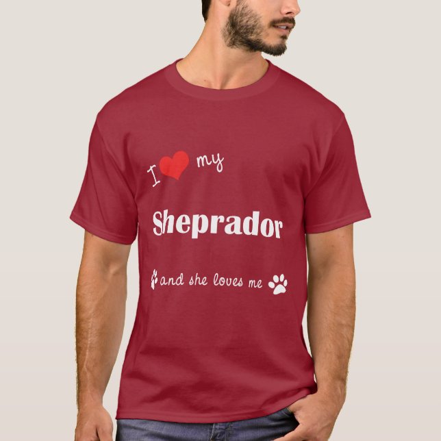 Camiseta Eu amo meu Sheprador (o cão fêmea) (Frente)