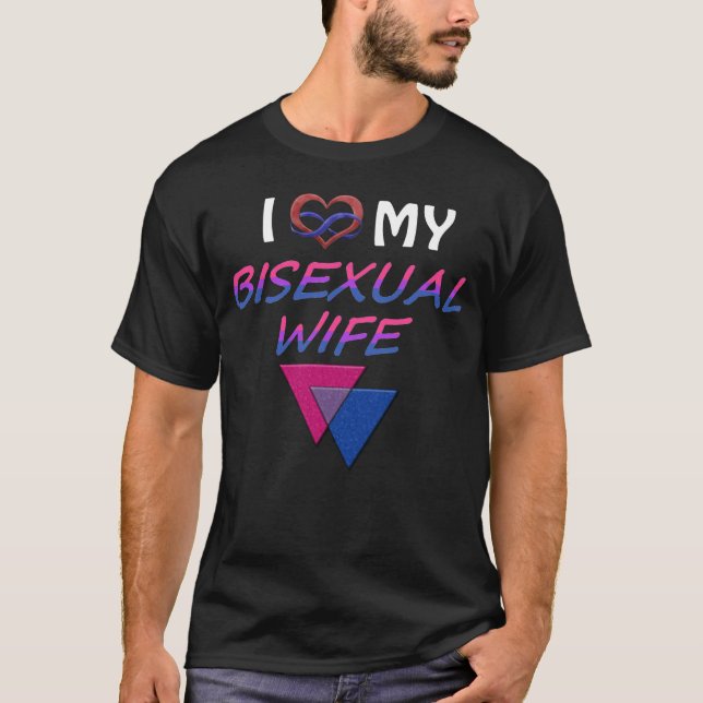 Camiseta Eu Amo Minha Esposa Bissexual (Frente)