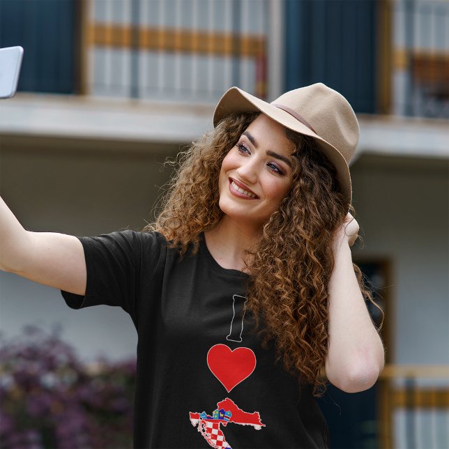 Camiseta Eu Amo Mulheres Corações da Croácia Orgulho Nacion (Criador carregado)