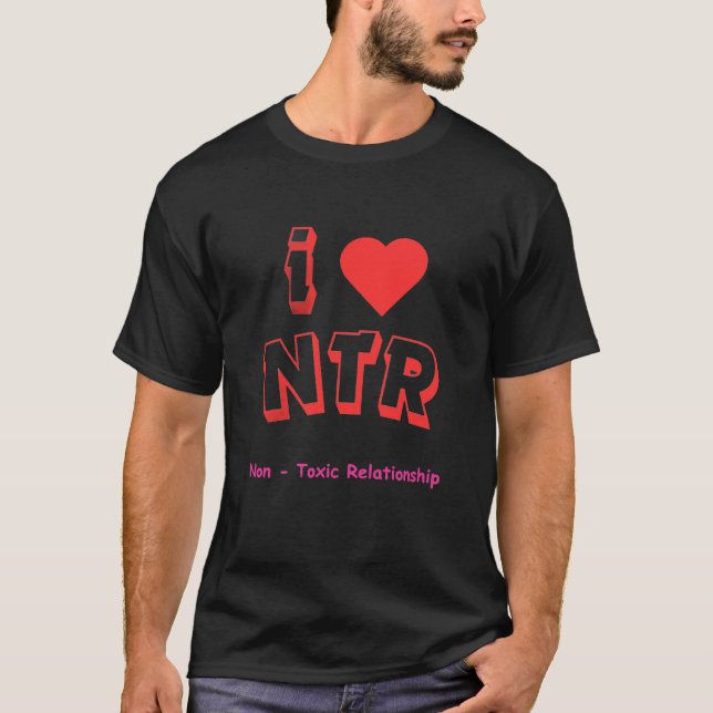 Camiseta Eu amo NTR (Frente)