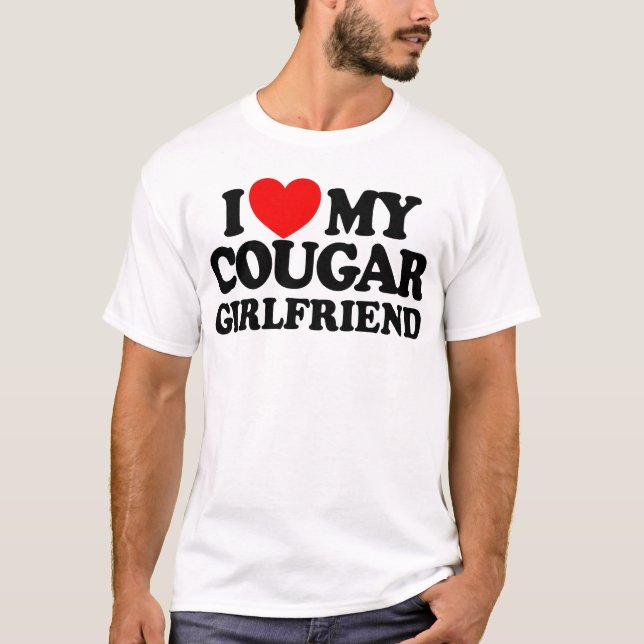 Camiseta Eu Amo O Meu Namorada De Cougar (Frente)