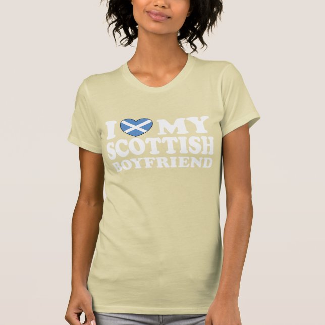 Camiseta Eu Amo O Meu Namorado Escocês (Frente)