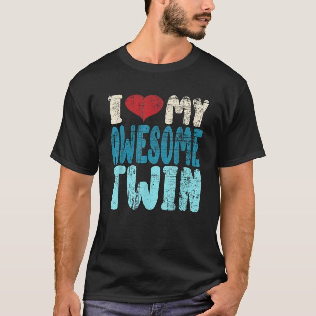 Camiseta Eu Amo Os Meus Irmãos Gêmeos Incríveis Que Corresp (Frente)