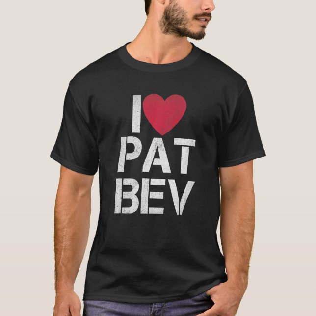Camiseta Eu Amo Pat Bev I Heart Pat Bev (Frente)