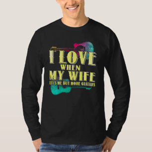 Camiseta Eu Amo Quando Minha Esposa Me Deixa Comprar Mais G
