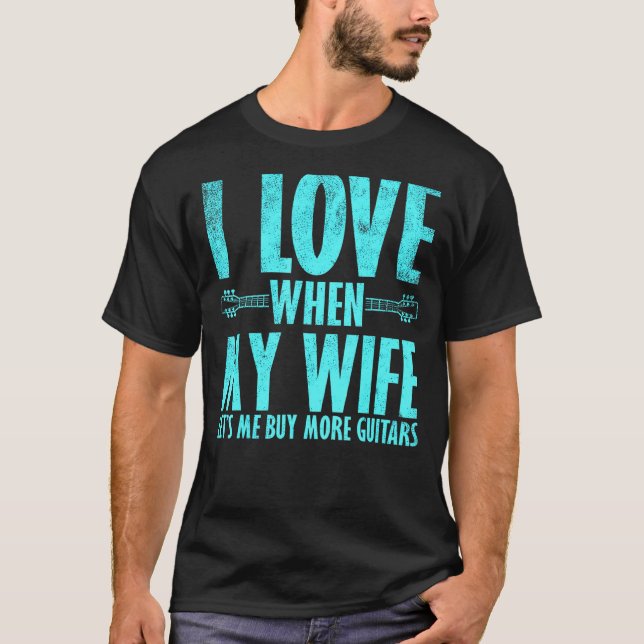 Camiseta Eu Amo Quando Minha Esposa Me Deixa Comprar Mais G (Frente)