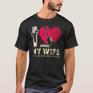 Camiseta Eu Amo Quando Minha Esposa Me Deixa Comprar Mais G
