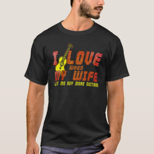 Camiseta Eu Amo Quando Minha Esposa Me Deixa Comprar Mais G