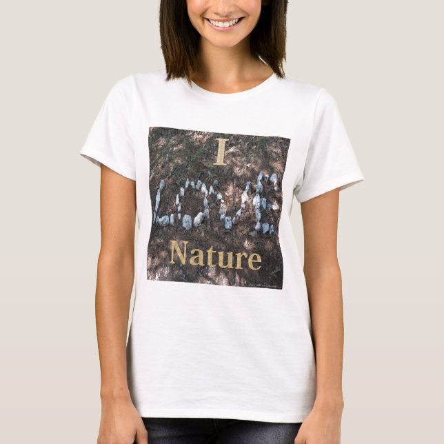 Camiseta Eu Amo Roupas e Presentes da Natureza (Frente)