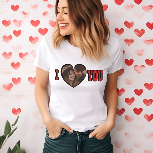 Camiseta Eu Amo-Te Foto Personalizada Vermelha. (I Love You Red Custom Photo Heart women T-Shirt)