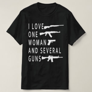 Camiseta Eu Amo Uma Mulher Várias Armas, Proprietária De Ar