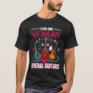 Camiseta Eu Amo Uma Mulher Vários Guitaristas