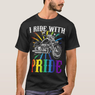 Camiseta Eu ando com orgulho, gay, motocicleta arco-íris