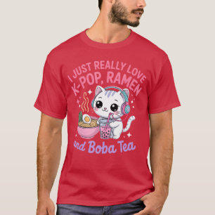 Camiseta Eu Apenas Amo Muito KPop Ramen e Chá de Boba Gato