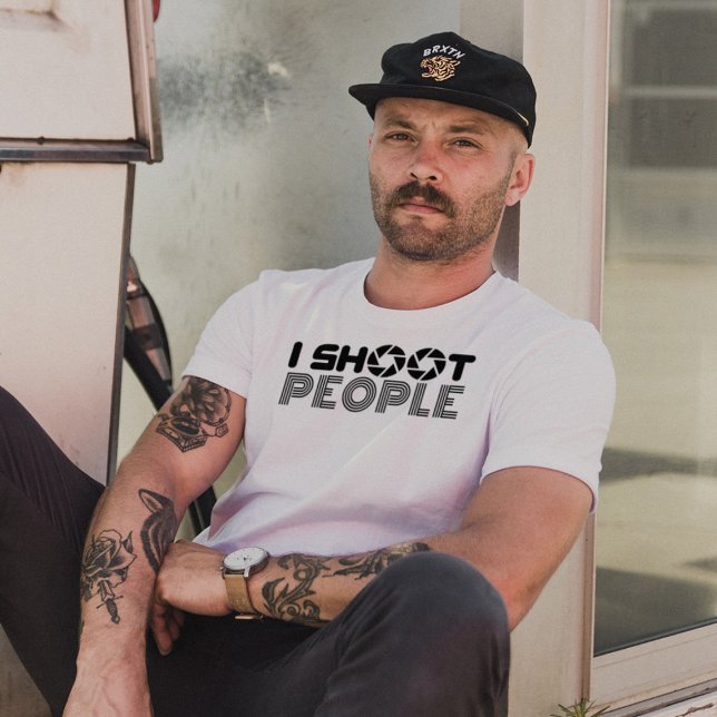 Camiseta Eu atiro pessoas citações engraçadas de amantes de (Criador carregado)