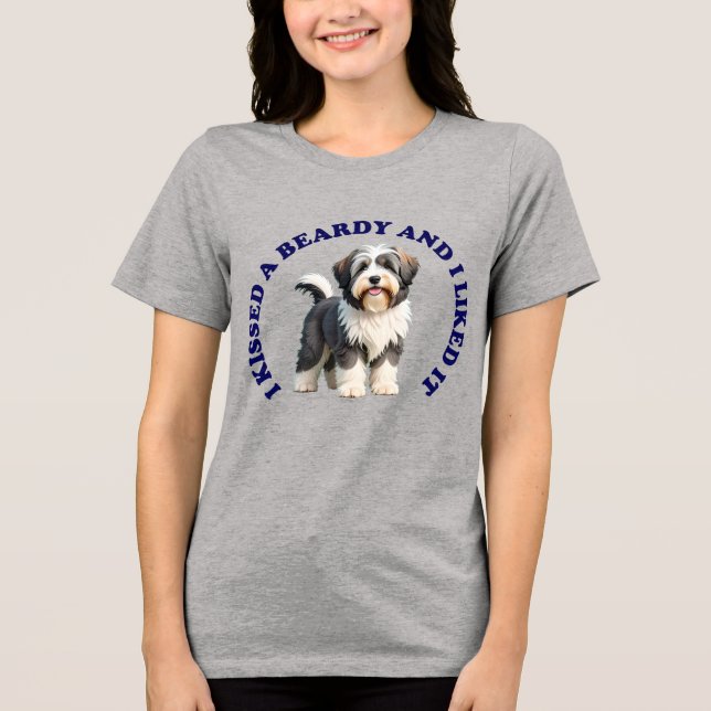 Camiseta Eu Beijei um cachorro Bearded Collie  (Frente)