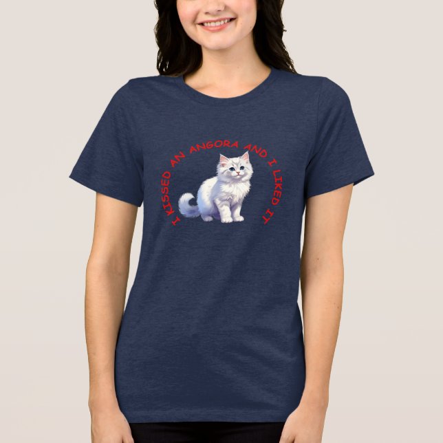 Camiseta Eu beijei um gato Angora (Frente)