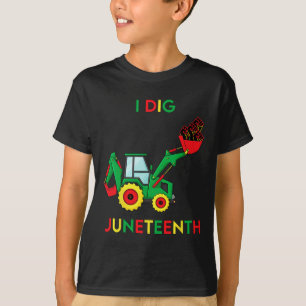 Camiseta Eu Canto 1910 Trator Diversão Brincadeiras Rapazes