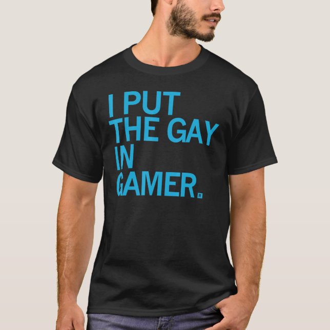 Camiseta Eu Coloquei A Gay No Jogo Para Homens Mulheres (Frente)