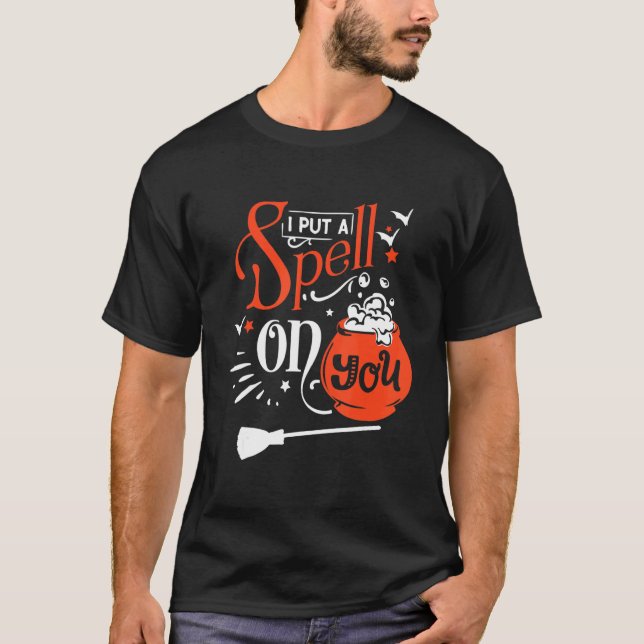 Camiseta Eu Coloquei Um Espelho Em Você Feiticeira Engraçad (Frente)